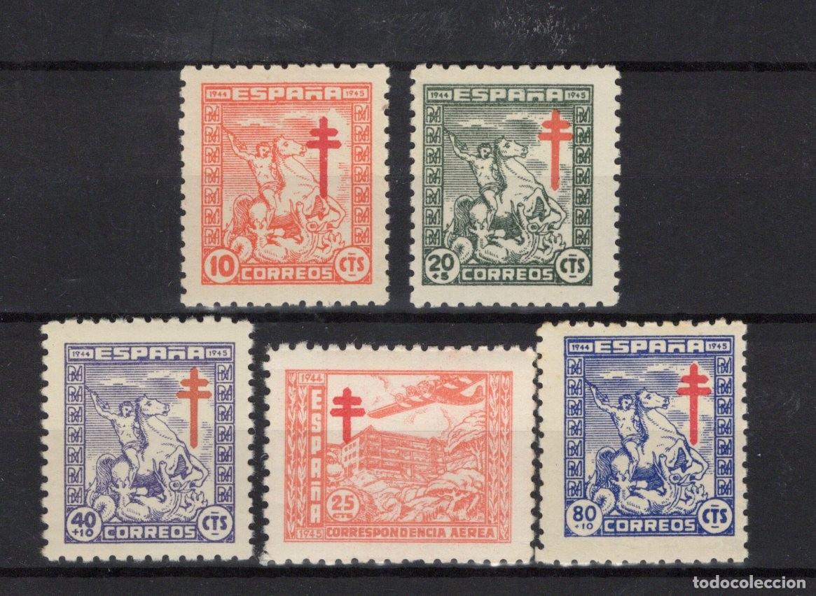 Briefmarken: PC1050 Sellos Espa&ntilde;a a&ntilde;o 1944 EDIFIL 984/988** sellos originales en NUEVO SERIE COMPLETA v.c. 40 &euro;