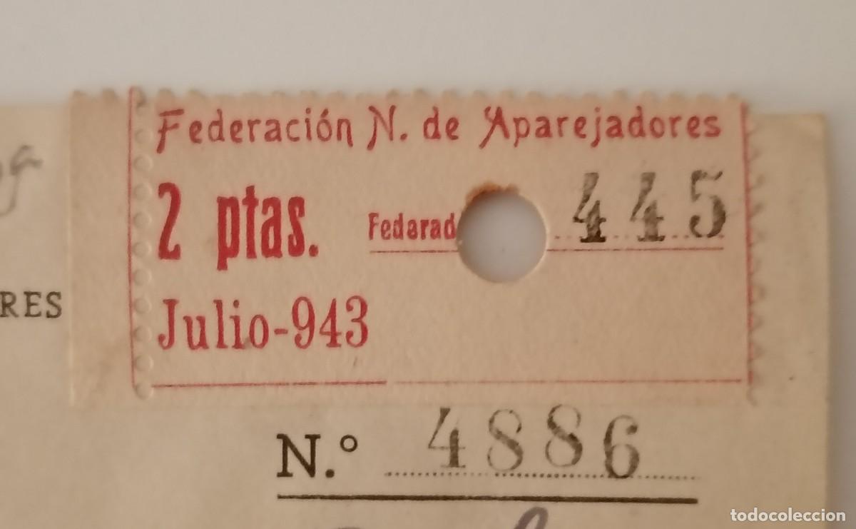 Sellos: Cup&oacute;n/recibo de cuota profesional &ldquo;Federaci&oacute;n N. de Aparejadores&rdquo; (valor 2 ptas), fechado &ldquo;Julio-943