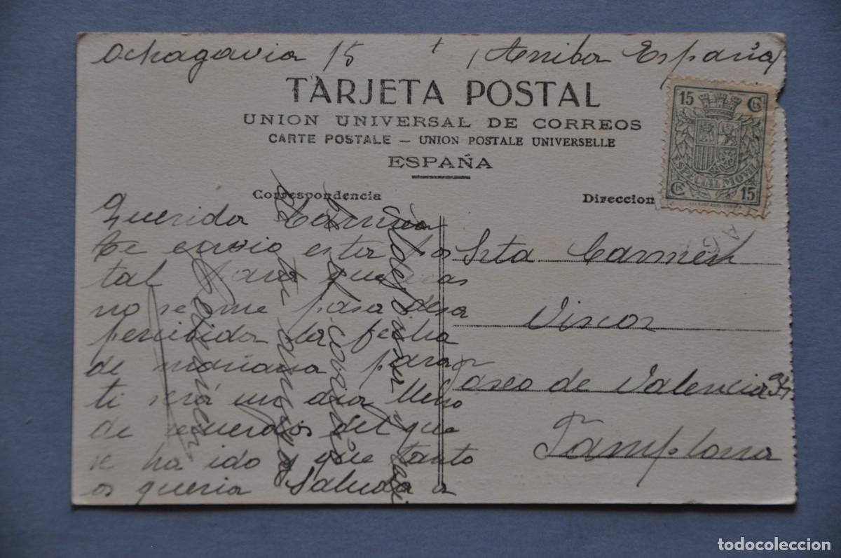 Sellos: TARJETA POSTAL DE OCHAGAV&Iacute;A (NAVARRA) FRANQUEADA CON ESPECIAL M&Oacute;VIL DE 15 CENTIMOS DESTINO PAMPLONA