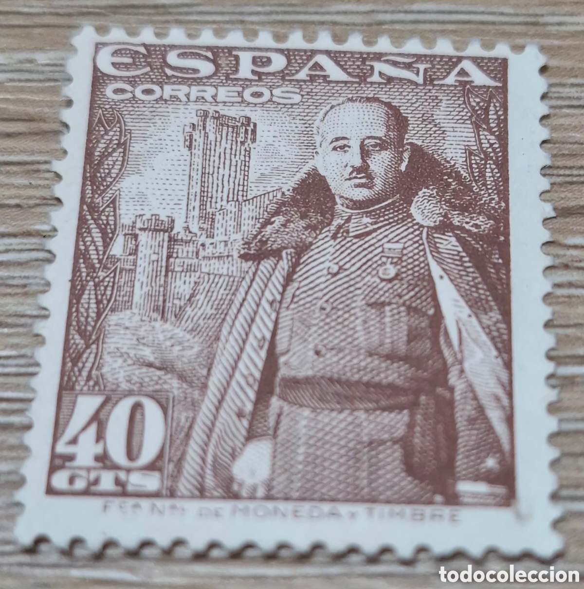 Francobolli: Edifil 1027 Franco Castillo de la Mota Sello 40cts. 1948