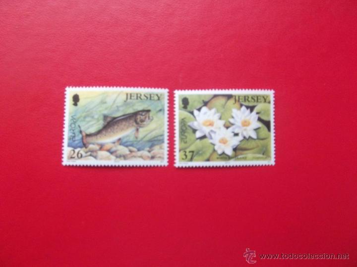 Sellos: YERSEY 2001, YVERT 984-85, SC