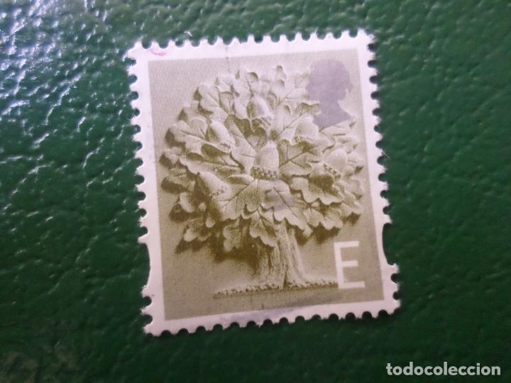 Timbres: -inglaterra, 2001, roble simb&oacute;lico, Yvert 2251