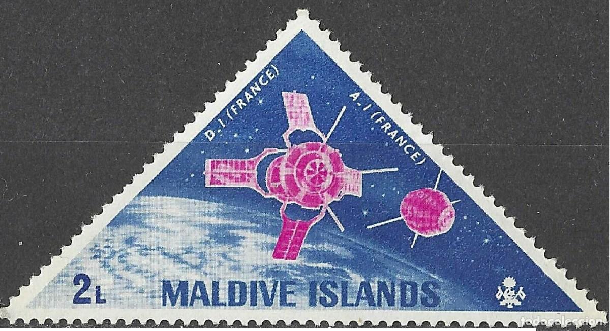 Sellos: MALDIVE ISLANDS/1968/MH/SC#247/ LOGROS INTL EN EL ESPACIO Y HONOR A ASTRONAUTAS AMERICANOS Y RUSOS