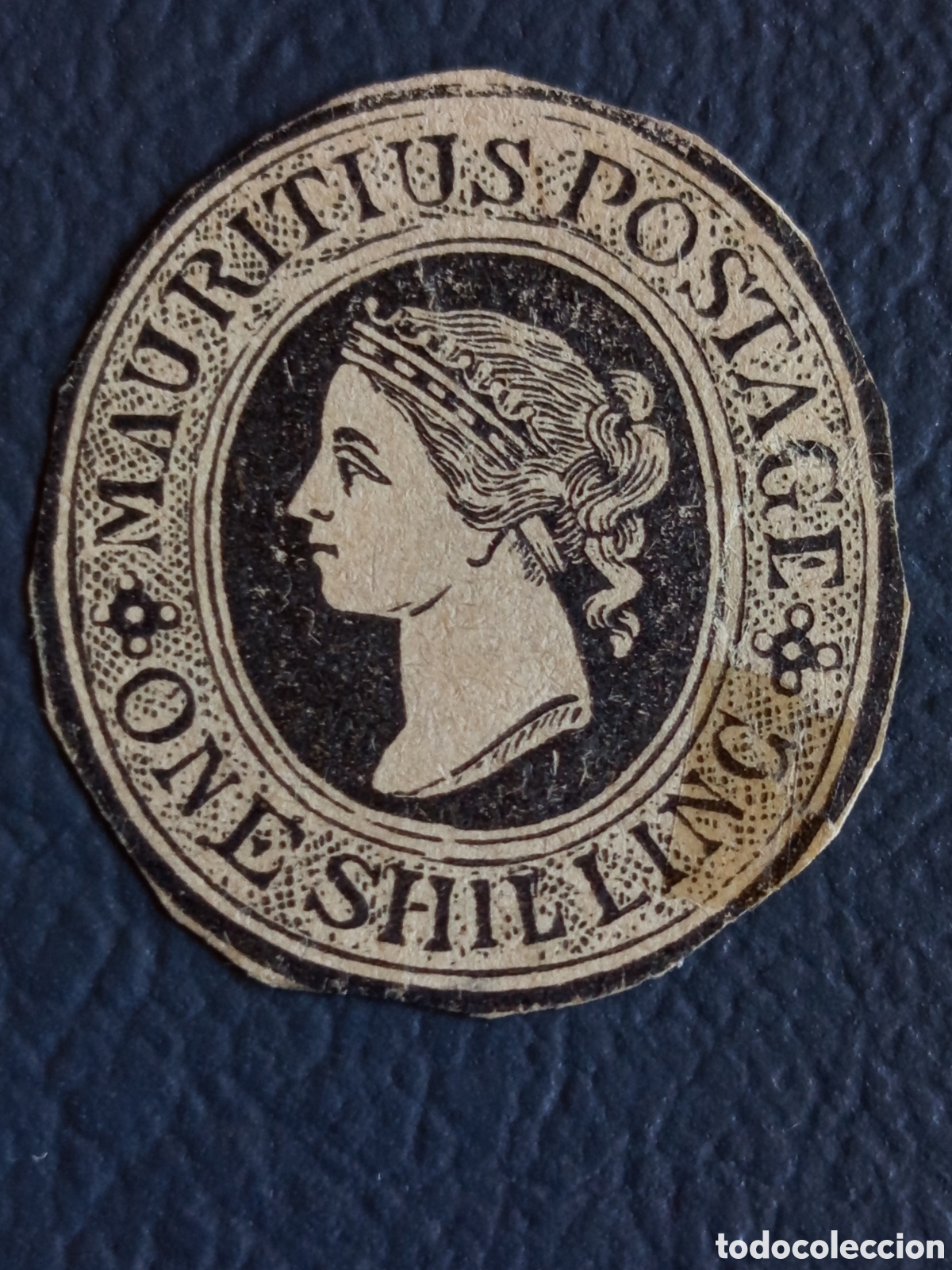 Sellos: Sello Mauricio 1861 Reina Victoria 1 Shilling Marr&oacute;n (Corte Circular) Usado.