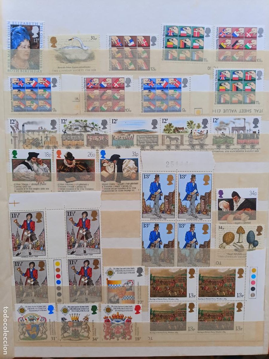 Sellos: Lote de 35 sellos nuevos perfectos. Reino Unido. Bloques de 4