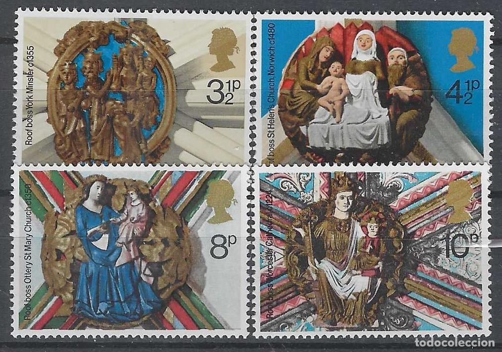 Sellos: GRAN BRETA&Ntilde;A 1974 - NAVIDAD, ADORNOS DE LAS VOLUTAS DE LAS IGLESIAS, S.COMPLETA - MNH**