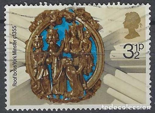 Sellos: GRAN BRETA&Ntilde;A 1974 - NAVIDAD, ADORNOS DE LAS VOLUTAS DE LAS IGLESIAS, CATEDRAL DE YORK - USADO