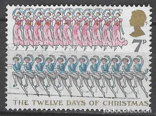 Sellos: GRAN BRETA&Ntilde;A 1977 - NAVIDAD, CANTO POPULAR, 11 BAILARINAS Y 12 DAMAS - USADO