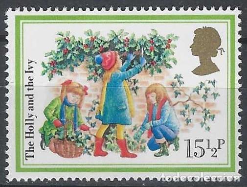 Sellos: GRAN BRETA&Ntilde;A 1982 - NAVIDAD, COLOCANDO LOS MU&Eacute;RDAGOS - MNH**