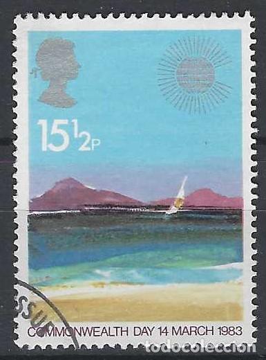 Sellos: GRAN BRETA&Ntilde;A 1983 - D&Iacute;A DE LA COMMONWEALTH, ISLA TROPICAL - USADO