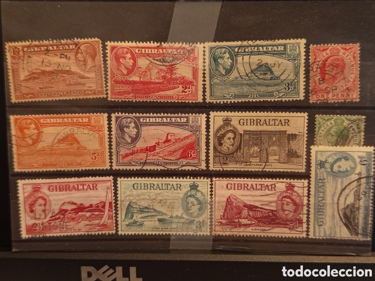Sellos: Tarjeta con Lote de 12 Sellos Cl&aacute;sicos de Gibraltar (A&ntilde;os 1938-1960)