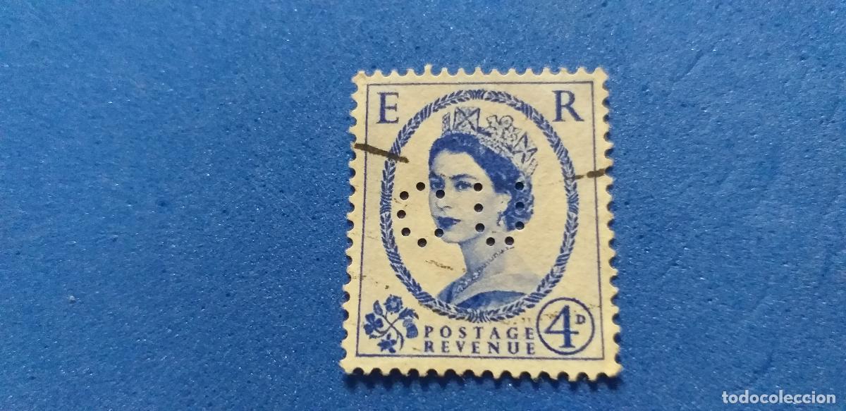 Sellos: Sello perfins. Gran Breta&ntilde;a. Isabel II. Elizabeth II. Usado. Perforado Letra CU