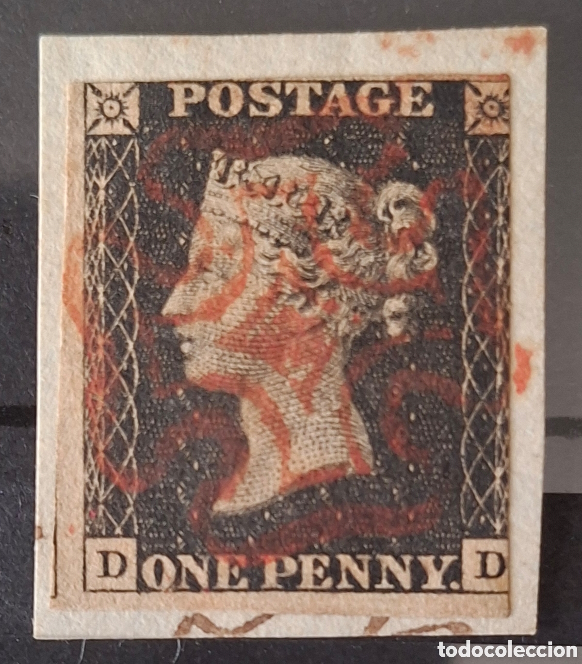 Sellos: Gran breta&ntilde;a Sello one Penny black cruz de malta en rojo sobre Fragmento 1840