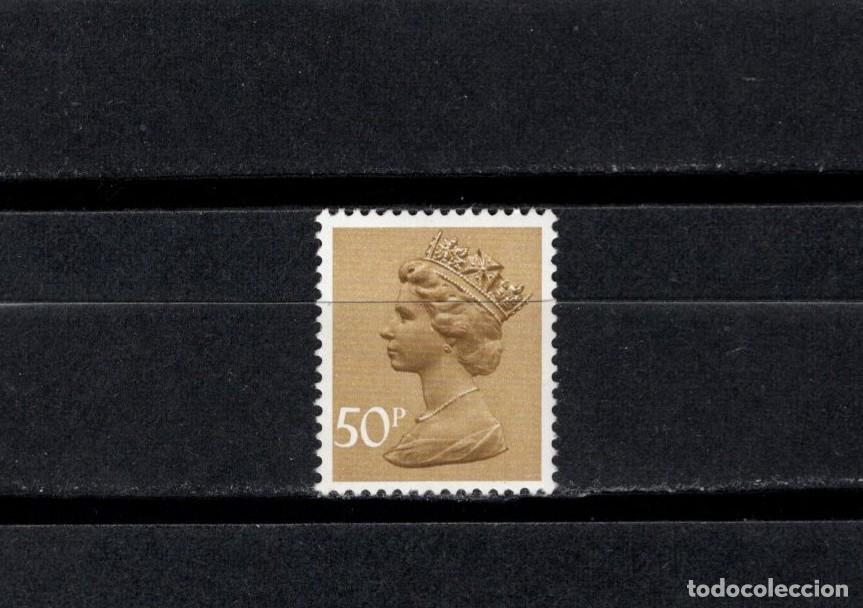 Sellos: Sello nuevp. Isabel II. Sello de 50 peniques. 1976 febrero. Yvert 821.