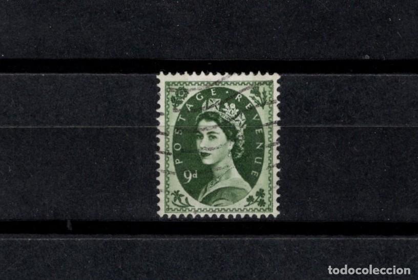 Sellos: Sello usado. Isabel II. Sello de 9 peiques. 1954 febrero. Yvert 273.