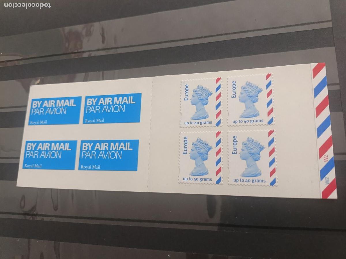 Sellos: 4 sellos nuevos en carnet. Reino Unido. Internacional, Europa. Avi&oacute;n