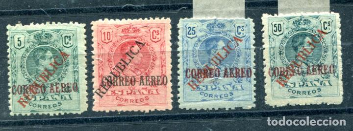 Francobolli: Edifil 29/32. Serie completa de locales republicanos de Barcelona.  Ver descripci&oacute;n