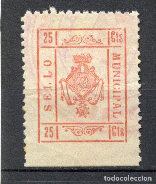 Briefmarken: GIRONA - GERONA. SELLO MUNICIPAL DE 25 CTS ROJO. TIPOS DISTINTOS, CIFRAS PEQUE&Ntilde;AS.
