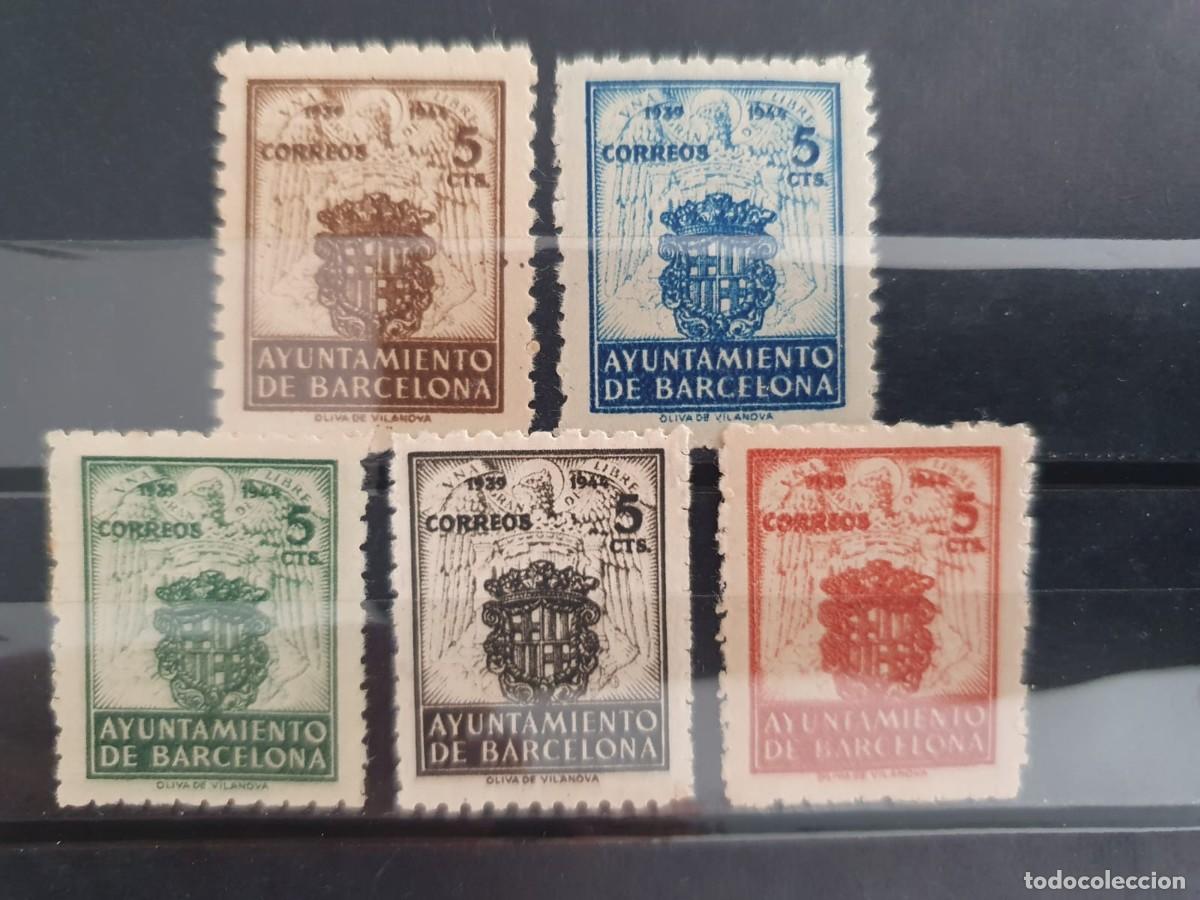 Sellos: BARCELONA EDIFIL 55 ** A 59 ** ESCUDO 1944