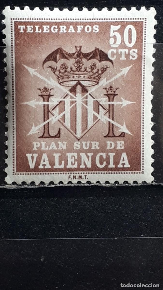 Sellos: ESPA&Ntilde;A. A&Ntilde;O 1963. *. LOCAL. Valencia. Edifil 2