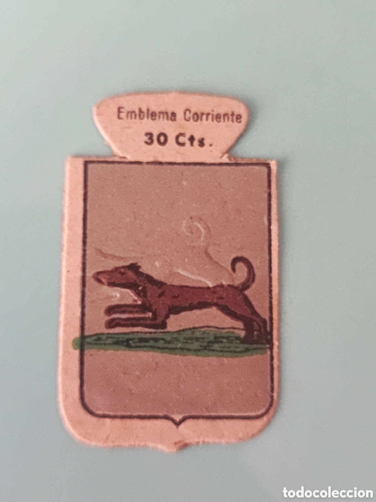 Timbres: Emblema corriente auxilio social. Error de imprenta,serie B n⁰ 38. ALCALA.