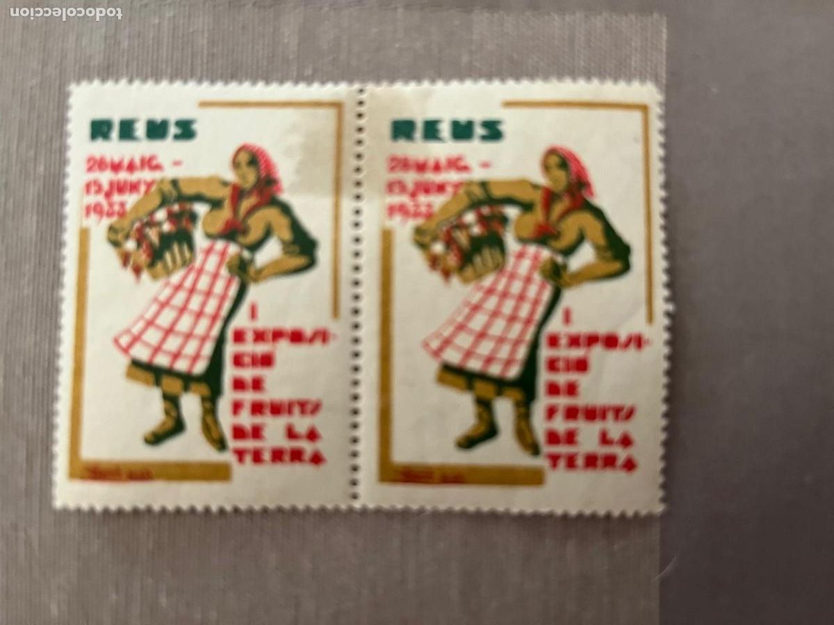 Sellos: 2 vi&ntilde;etas exposici&oacute;n fruto seco 1933 Reus