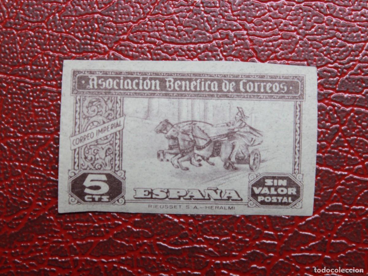 Sellos: Espa&ntilde;a 1945 - Asociaci&oacute;n Ben&eacute;fica de Correos - Correo Imperial - 5 cts - Sin valor postal