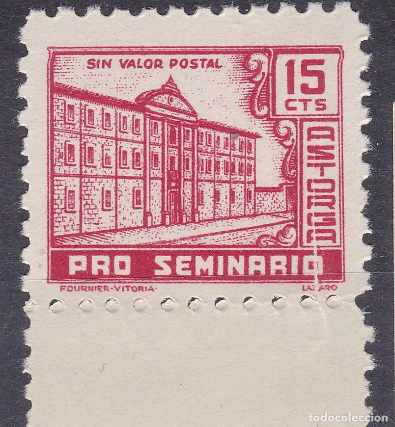 Sellos: SS3- PARAFISCALES Pro SEMINARIO ASTORGA 15 Cts ** Sin Fijasellos LUJO. Pie Fournier. FUELLE