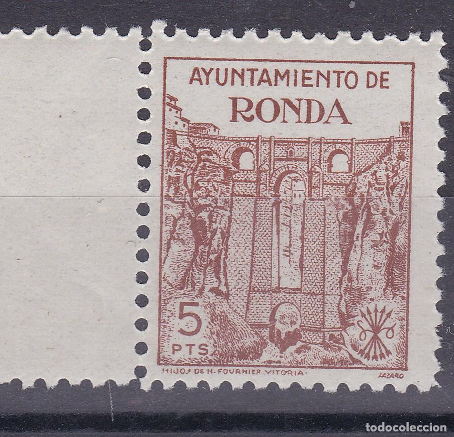 Sellos: SS3-FISCALES MUNICIPALES Ayuntamiento RONDA 5 Ptas ** Sin Fijasellos .LUJO. Pie Fournier.