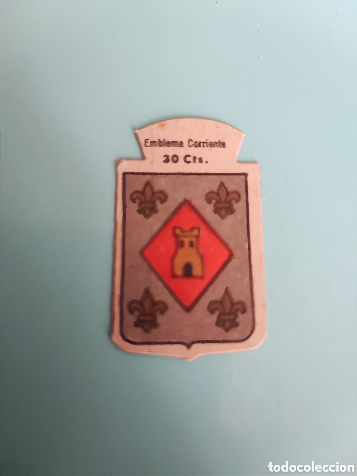 Sellos: Emblema corriente auxilio social serie B n⁰142. DEZA.