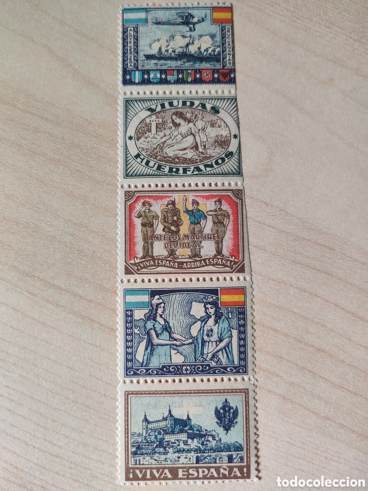 Sellos: a81 Argentina Argentina Centro Acci&oacute;n Espa&ntilde;ola 10 cts Allepuz 2527 a2531unica tira 5 sellos