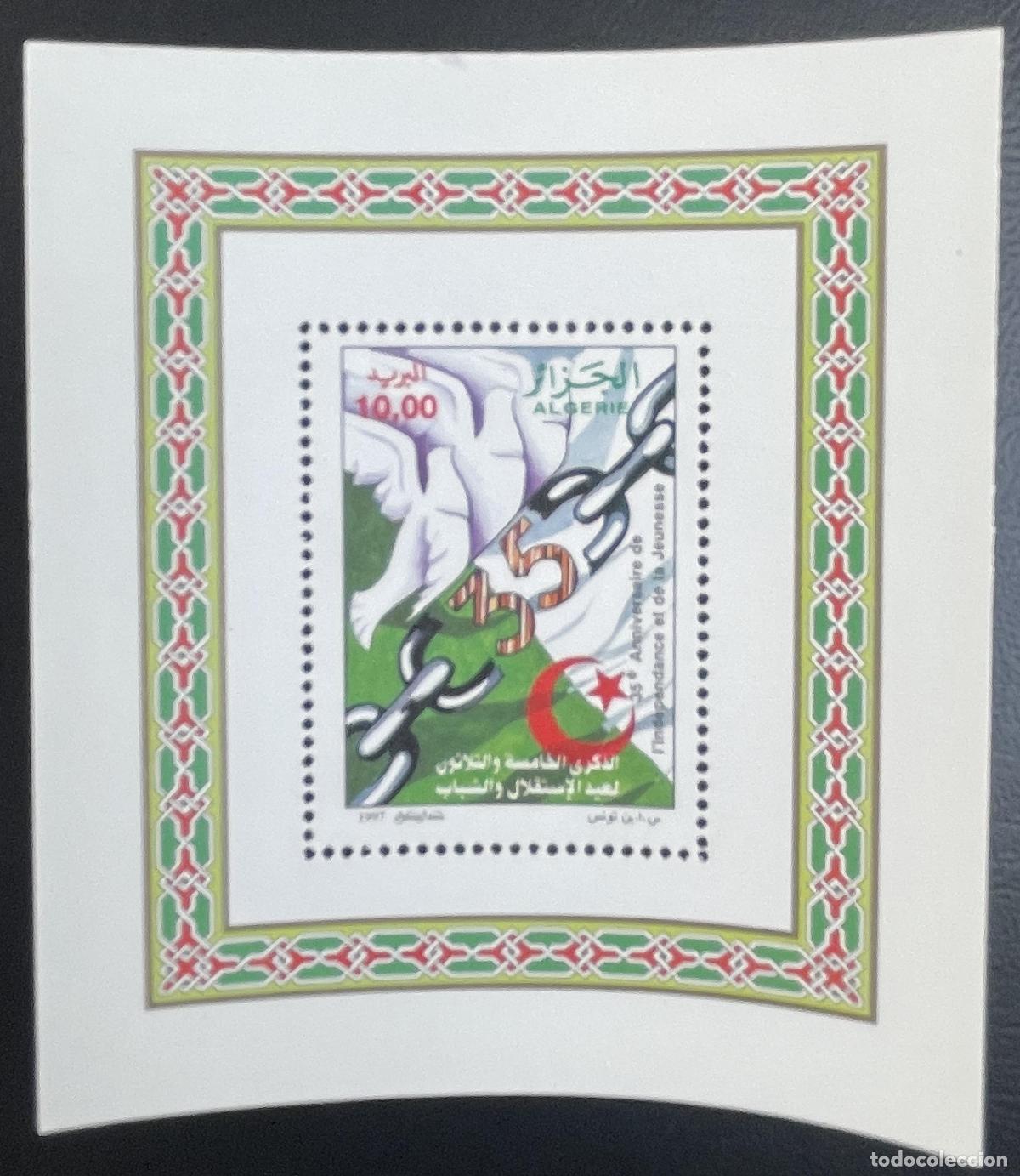 Sellos: Argelia 1997 YT Bl. BF 8:35&deg; aniversario de la independencia Peace Dove