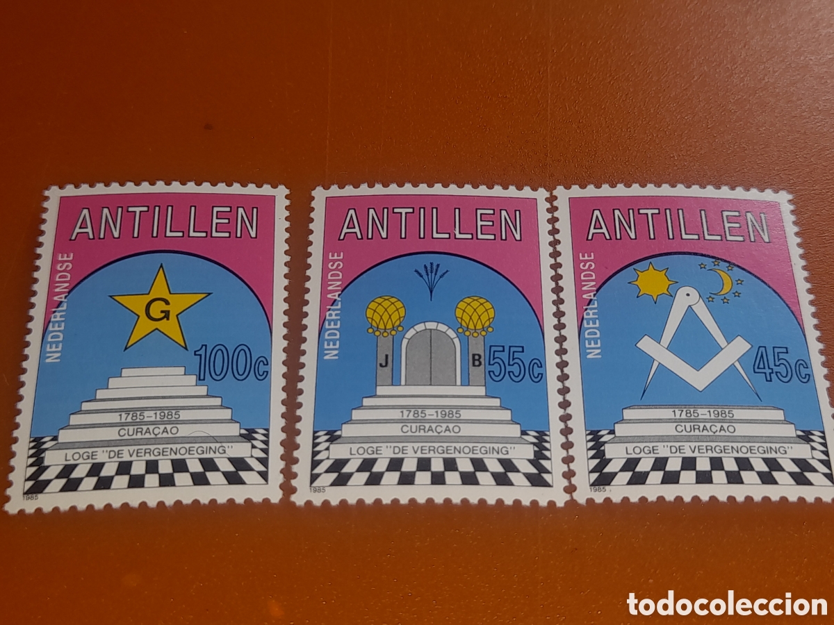 Sellos: Sello Antillas Holandesas mtdo 1985. 200Aniv logia mas&oacute;nica. Sol. Luna. Estrella. Templo.
