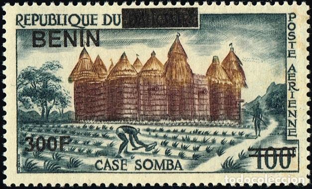Sellos: Ben&iacute;n 2009 Mi. 1554 sobrecargado 300F casa Somba correo a&eacute;reo