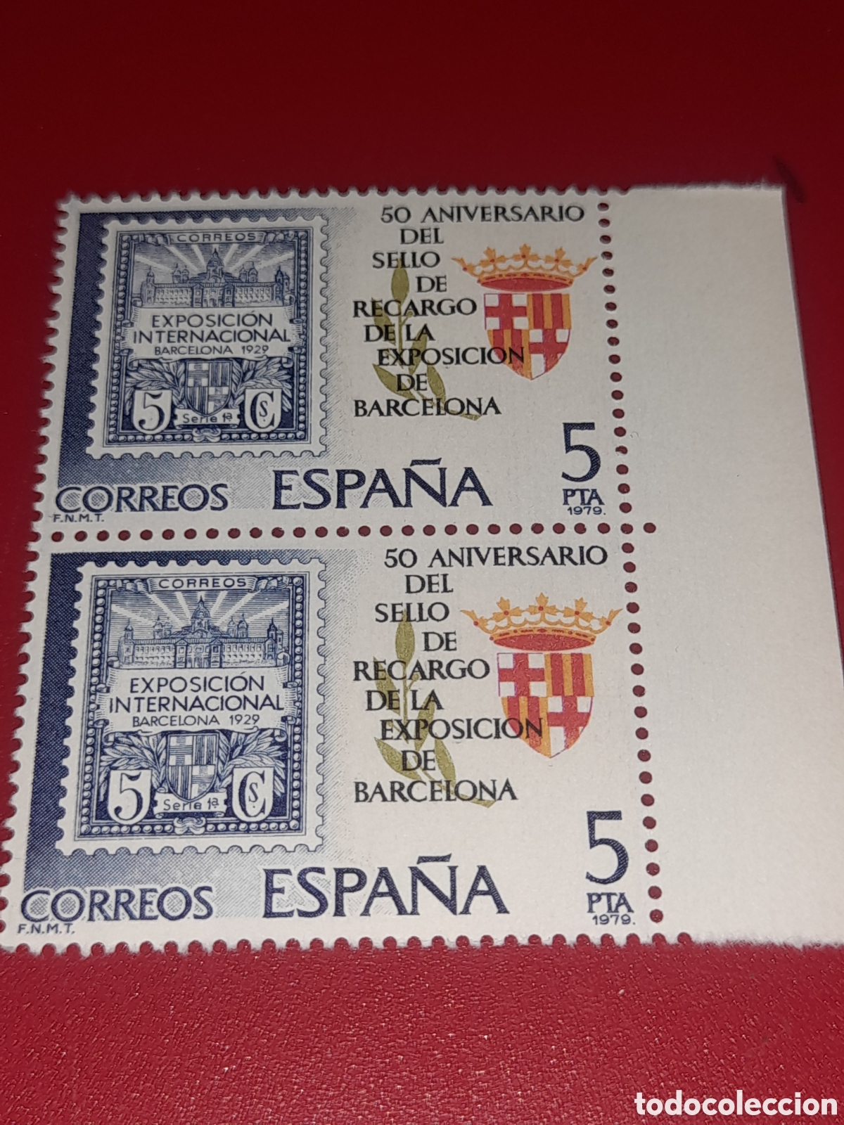 Sellos: Sello Espa&ntilde;a nuevo 1979. 50Aniv emisi&oacute;n sello recargo. Escudo armas. Exp. Arquitectura. Historia. A