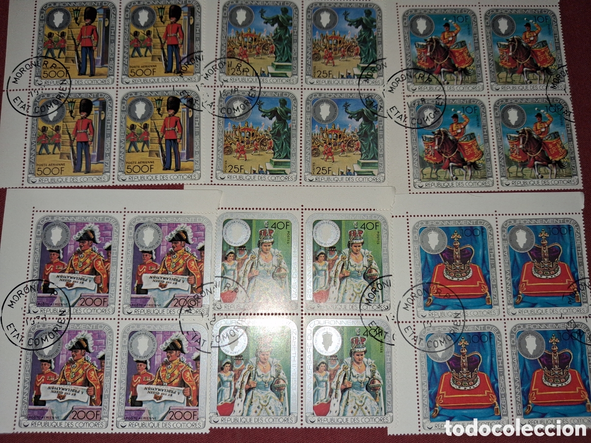 Sellos: Sello (2series) Comoras mtdo 1978. 25Aniv coronaci&oacute;n Isabel II. Soldado. Caballo. Uniformes. Carruaj