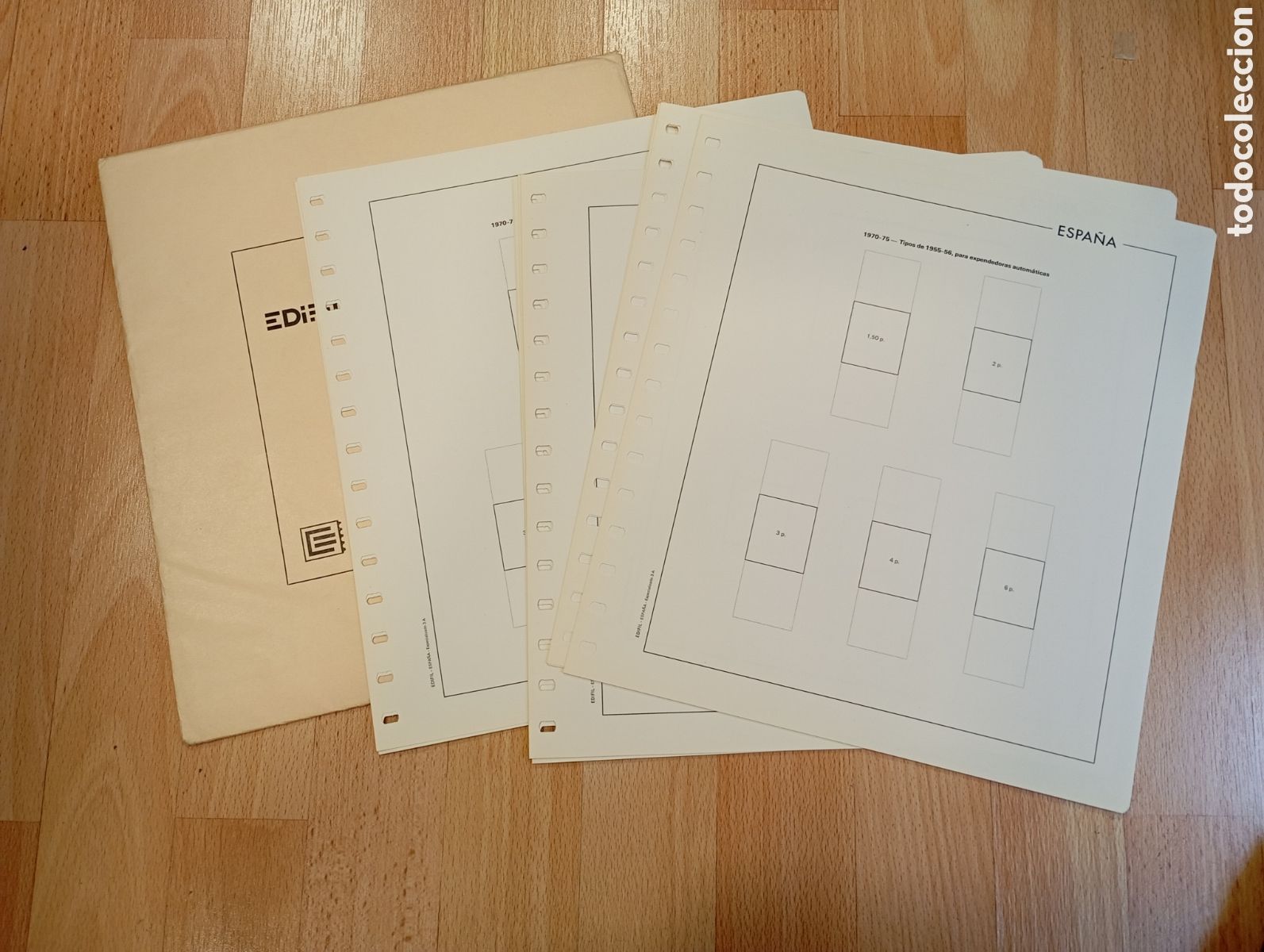 Timbres: ESPA&Ntilde;A - 10 HOJAS DE &Aacute;LBUM EDIFIL A&Ntilde;OS 1970-75 - SUPLEMENTOS TR&Iacute;PTICO DEL GENERAL&Iacute;SIMO