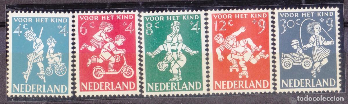 Sellos: HOLANDA. xx 696/700 - 1958.- - Foto 1