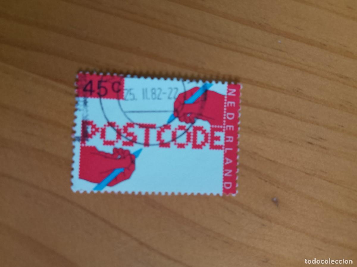 Sellos: HOLANDA - V/F 45 C - POSTCODE, C&Oacute;DIGO POSTAL - MATASELLO IDENTIFICATIVO: 25.II.82 - Foto 1