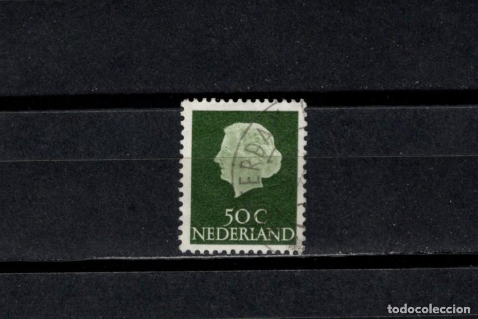 Sellos: Sello usado. Reina Juliana. Sello de 0,50 centavos. Noviembre 1953. Yvert 607.