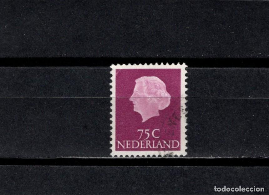Sellos: Sello usado. Reina Juliana. Sello de 75 centavos. Octubre 1953. Yvert 609.