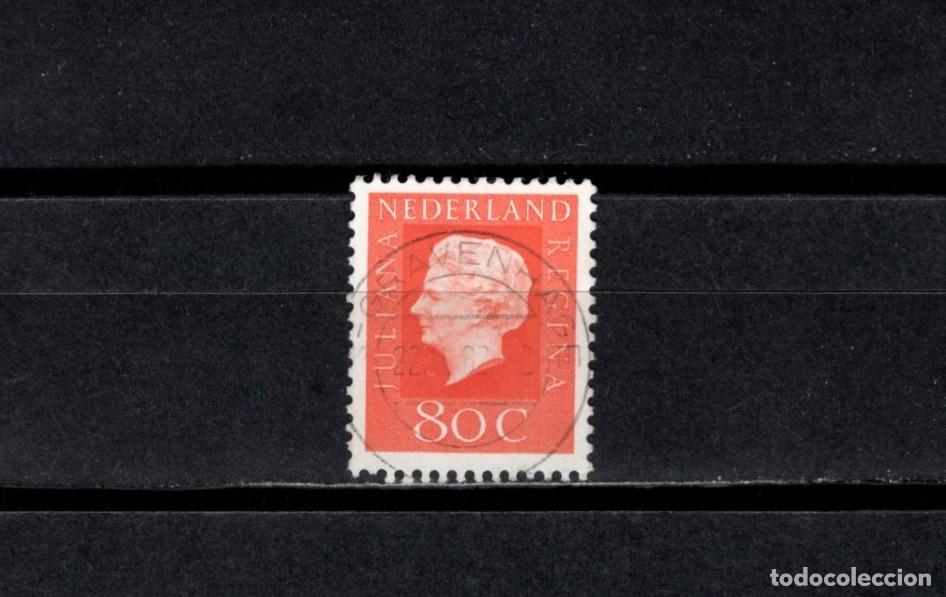 Sellos: Sello usado. Reina Juliana. Sello de 80 centavos. Febrero 1972. Yvert 952.