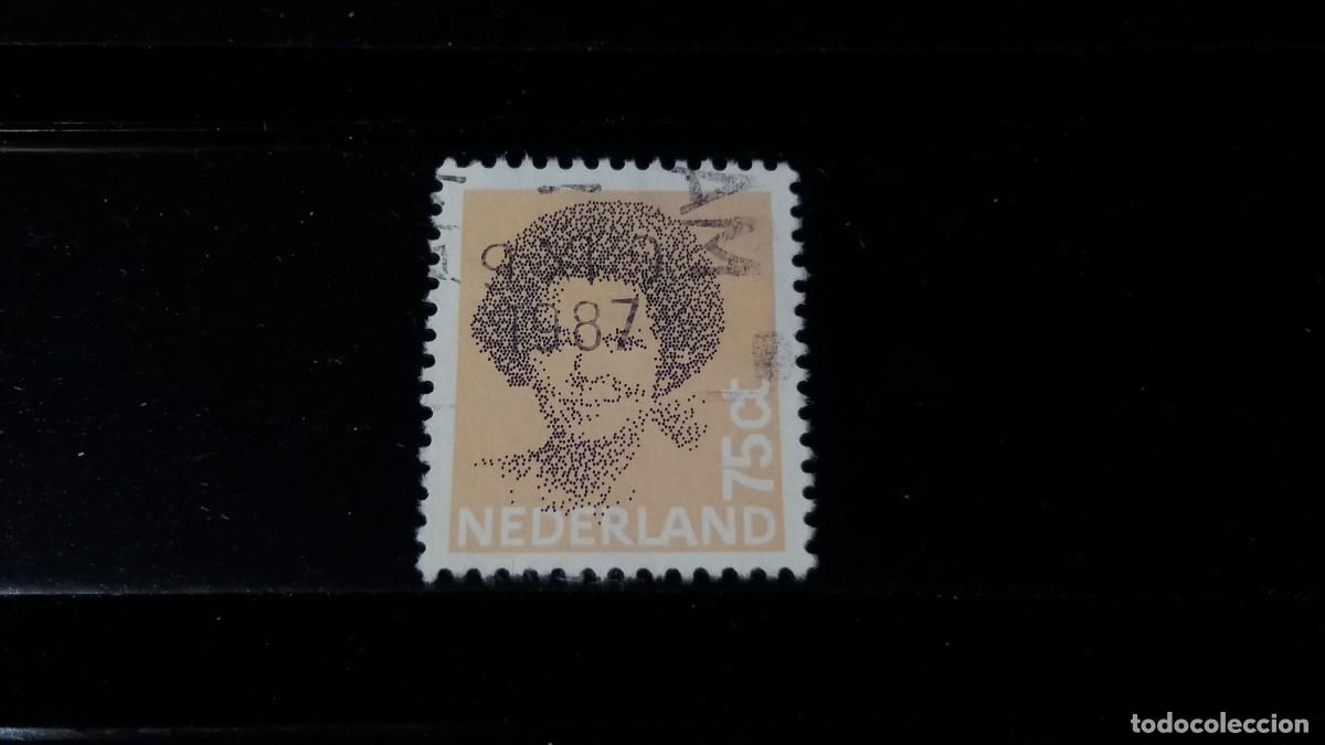 Sellos: Sello usado. Reina Beatriz. Sello 75 centavos. Julio 1982. Yvert 1181.