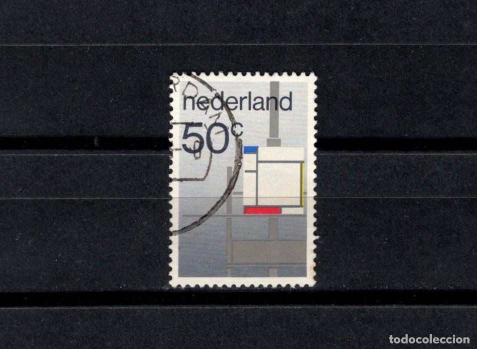 Sellos: Sello usado. Composition 1922&rdquo;. Piet Mondriaan. 50 centavos. 1982 junio. Yvert 1204.