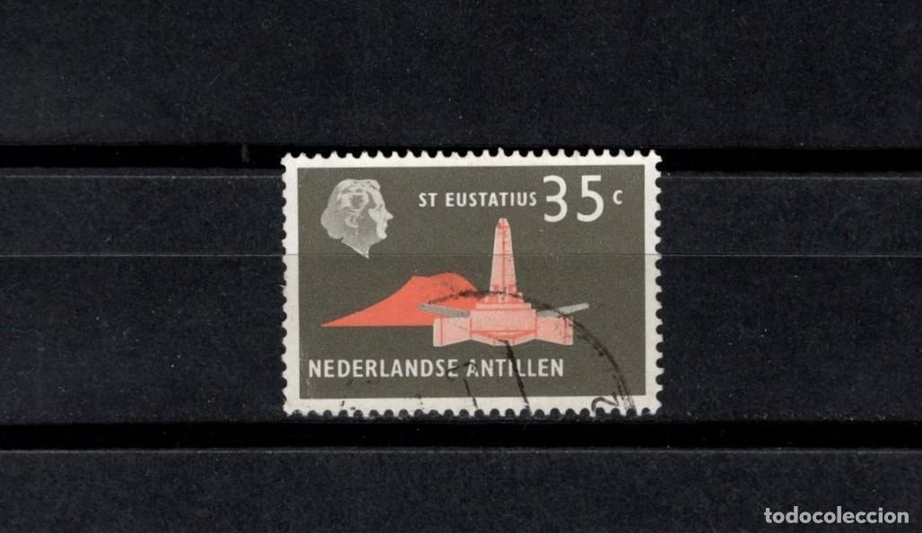 Sellos: Sello usado. Islas de las Antillas. St Eustasius. 1959. Obelisco de De Ruyter. Yvert 247.