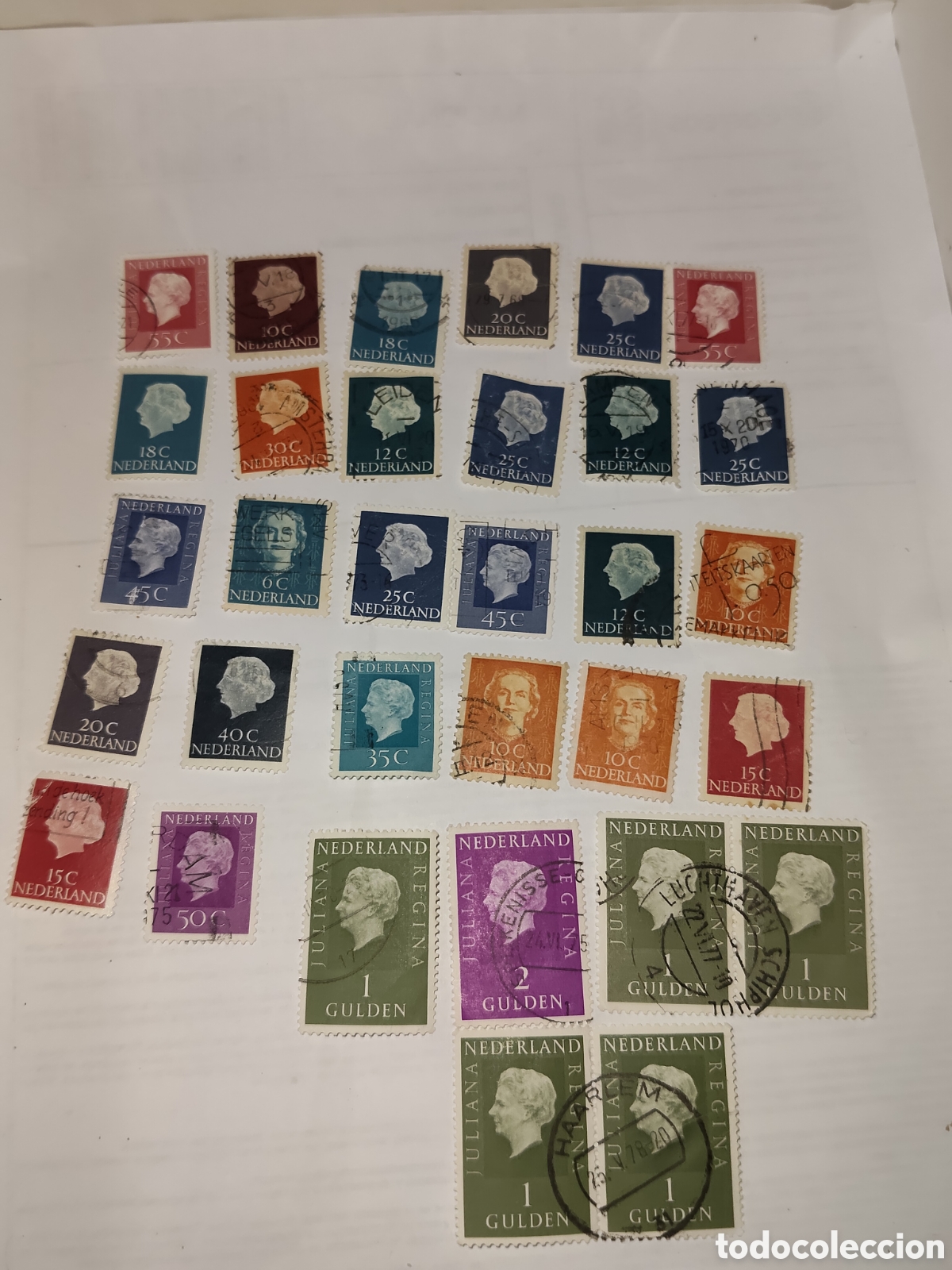 Sellos: 32 sellos de Holanda Reina Juliana 1949-72 usados