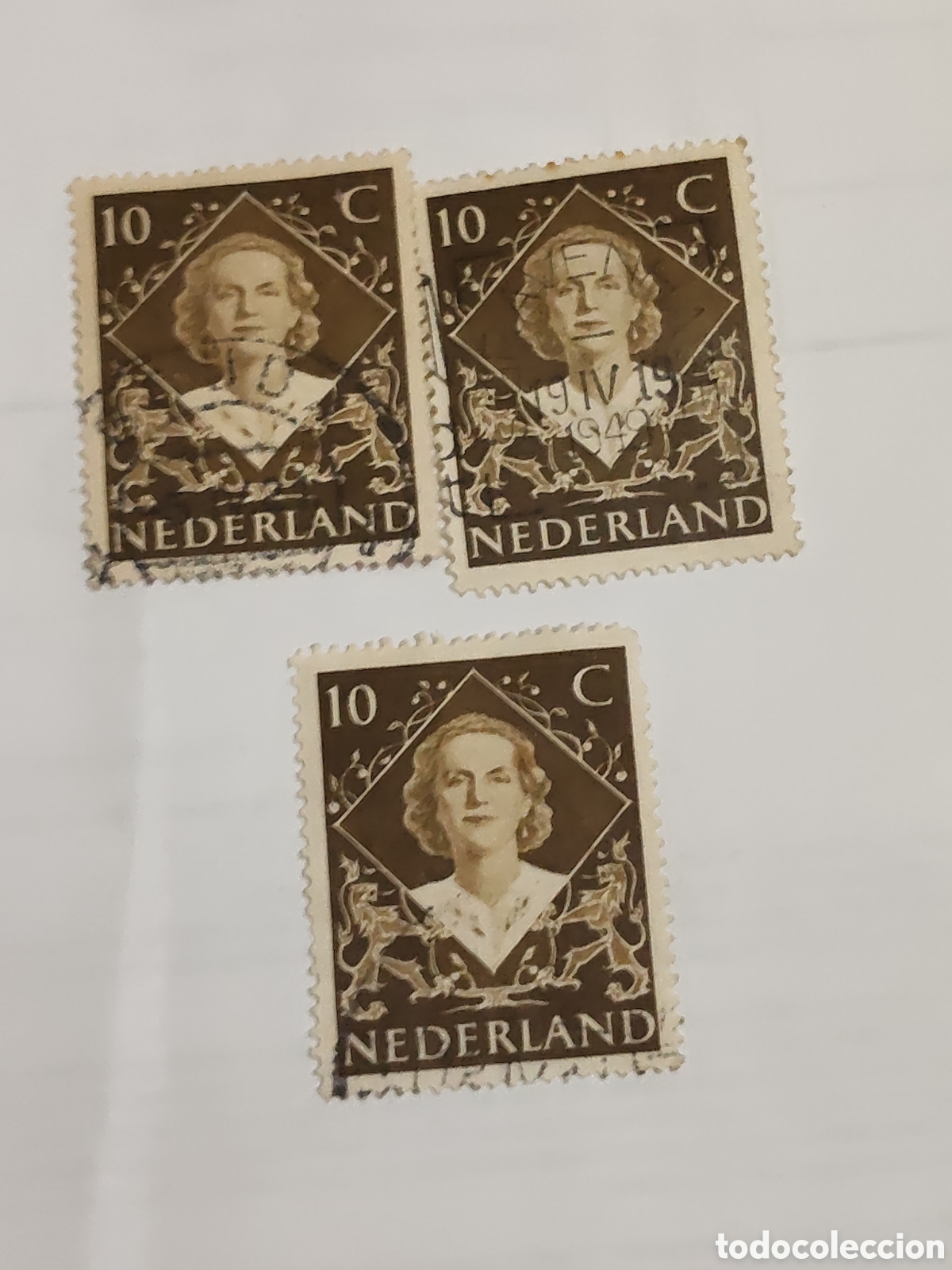 Sellos: 3 sellos de Holanda Conmemorativo por el ascenso al trono y coronacion de la Reina Juliana 1948