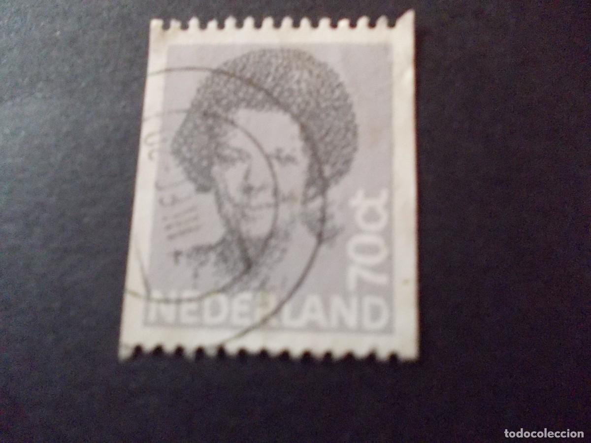 Francobolli: Sello Nederland 70 Ct Reina Beatriz Retrato sepia gris emisi&oacute;n Pa&iacute;ses Bajos filatelia europea 1982