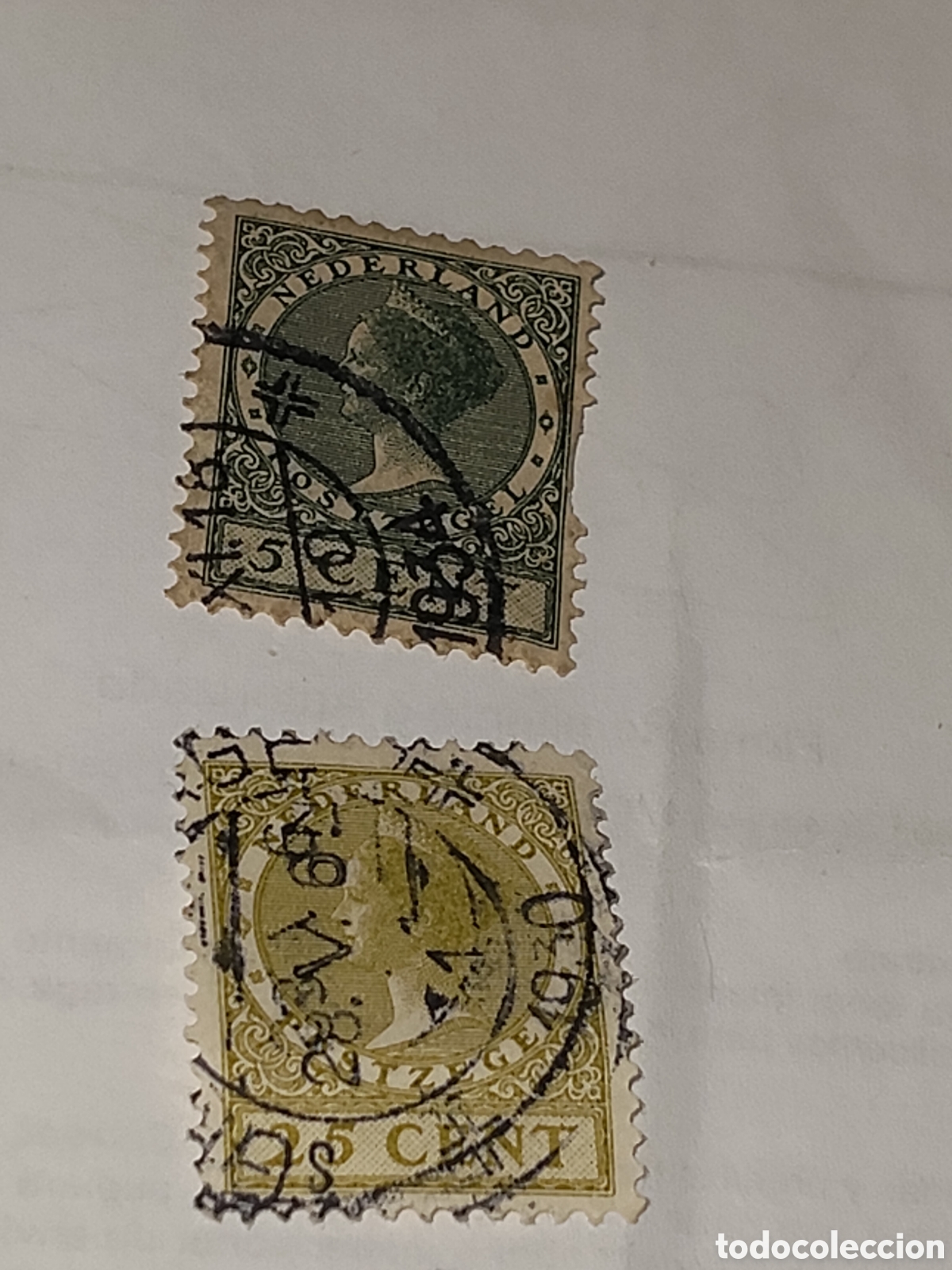Sellos: 2 sellos de Holanda Reina Guillermina 1924-25