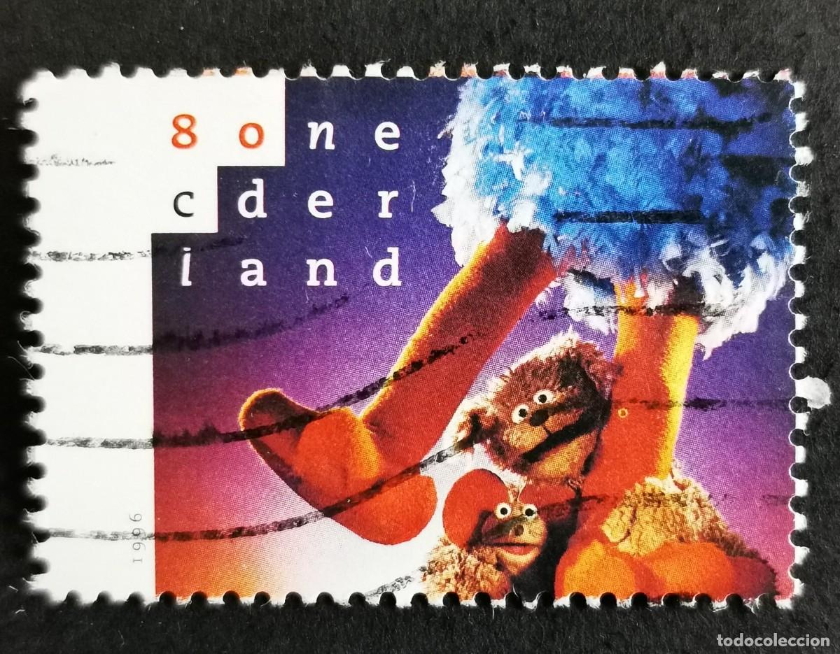 Sellos: Sello Pa&iacute;ses Bajos 1996, Osos sujetando el pie de Big Bird, 80 c. Michel: NL 1589